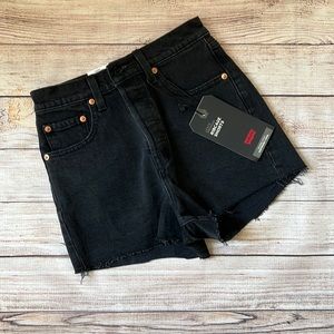 NWT LEVI’S PREMIUM WOMENS RIBCAGE SHORTS BLACK SZ 25